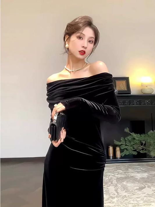 French off‑the‑shoulder velvet evening dress✨