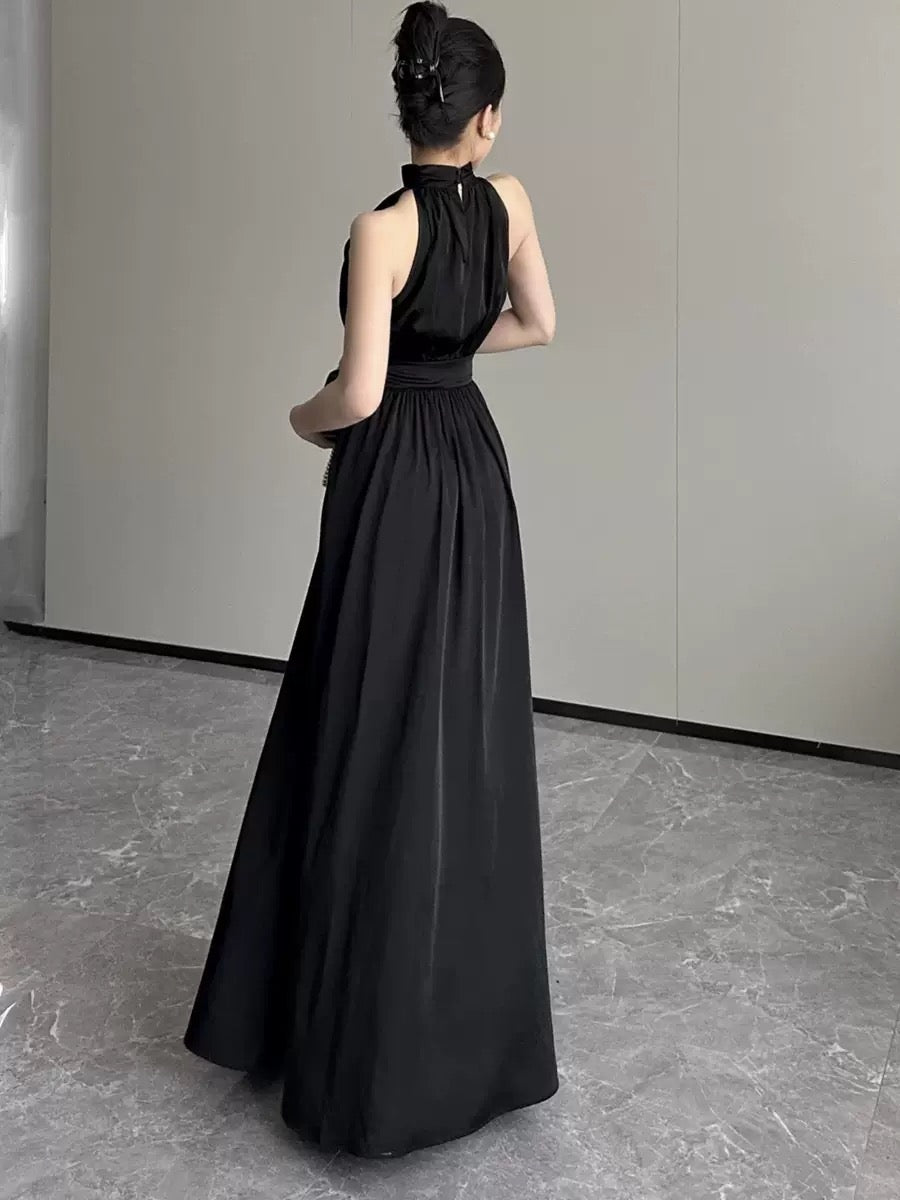 Elegant halter maxi dress