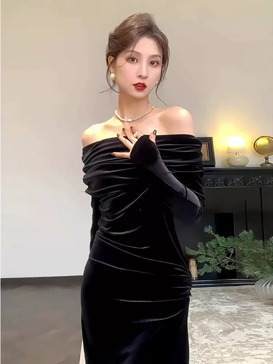 French off‑the‑shoulder velvet evening dress✨